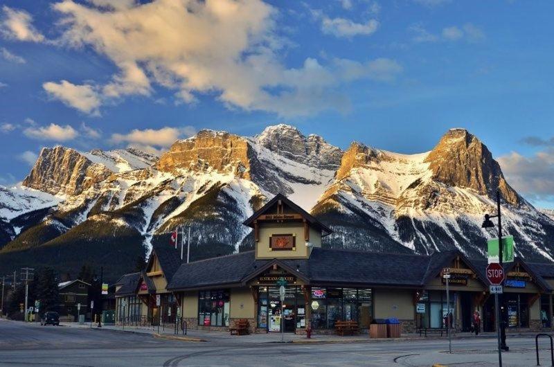 Spring Creek Condo By Canadian Rockies Vacation Rentals Canmore Eksteriør billede